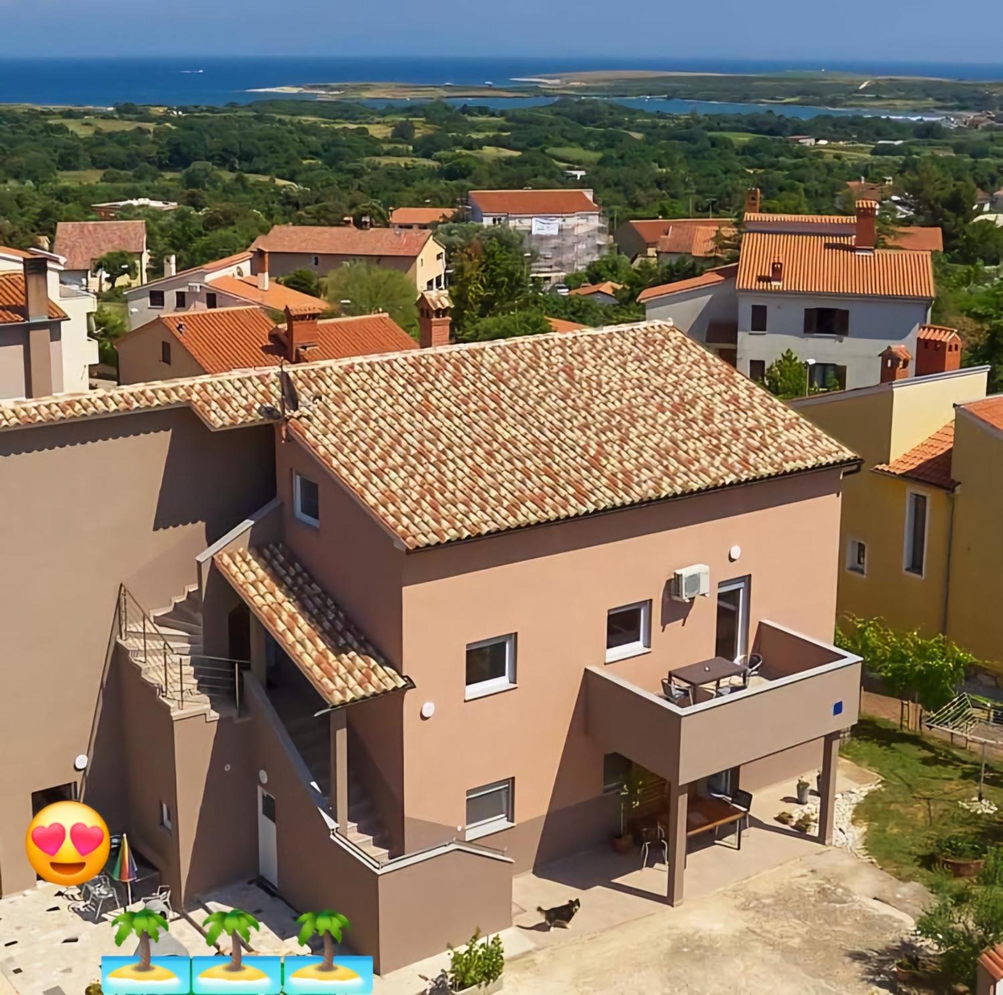 Apartmani B&B Ližnjan Buitenkant foto