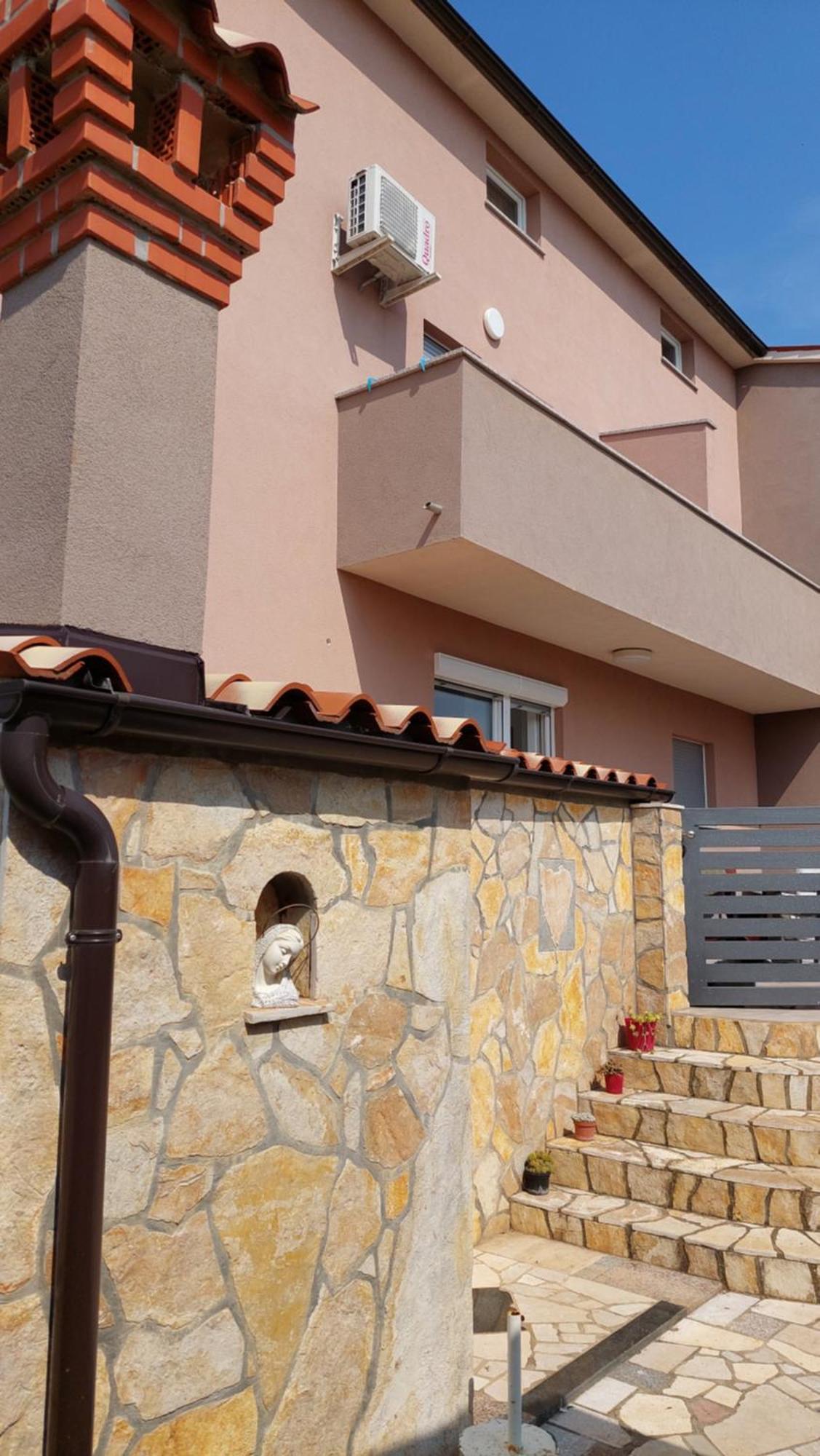 Apartmani B&B Ližnjan Buitenkant foto