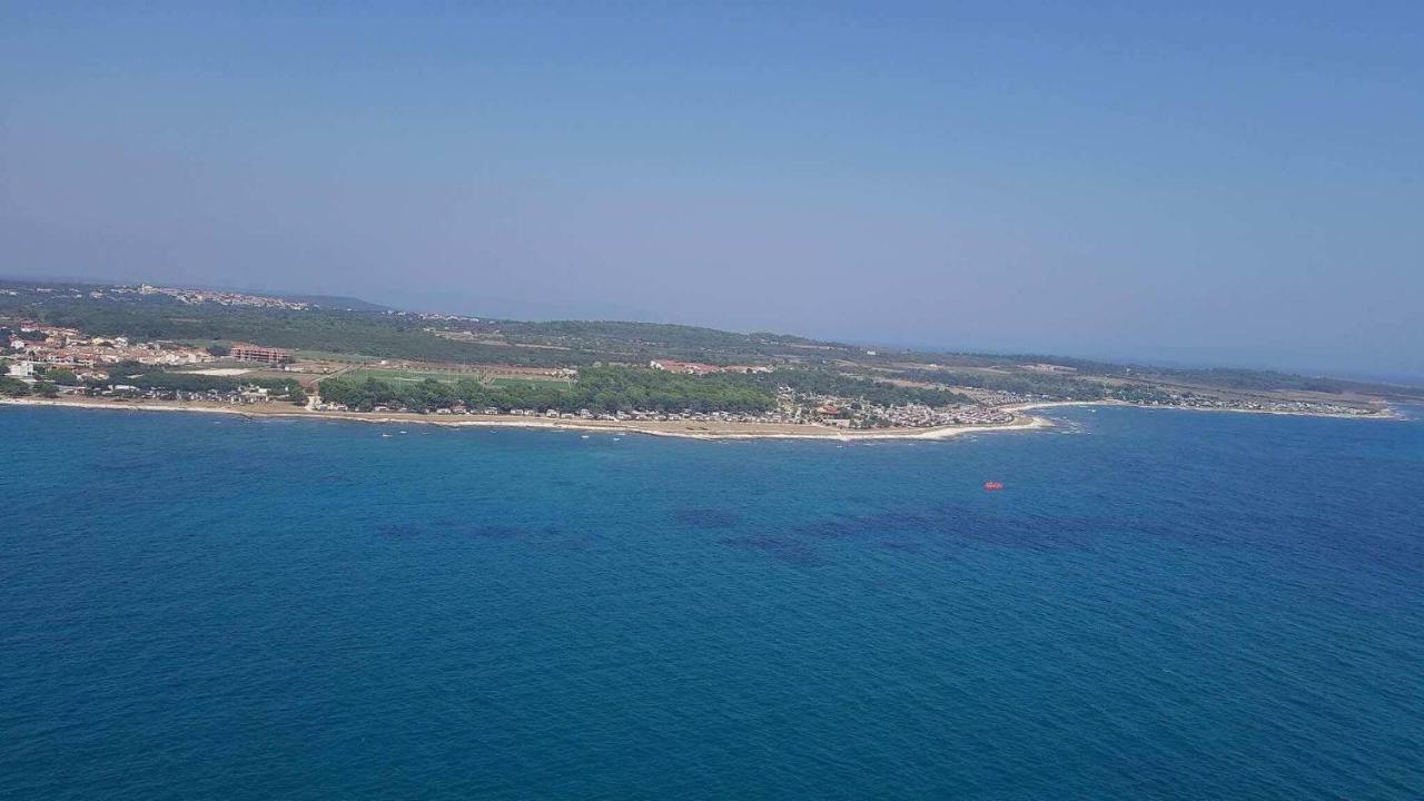 Apartmani B&B Ližnjan Buitenkant foto