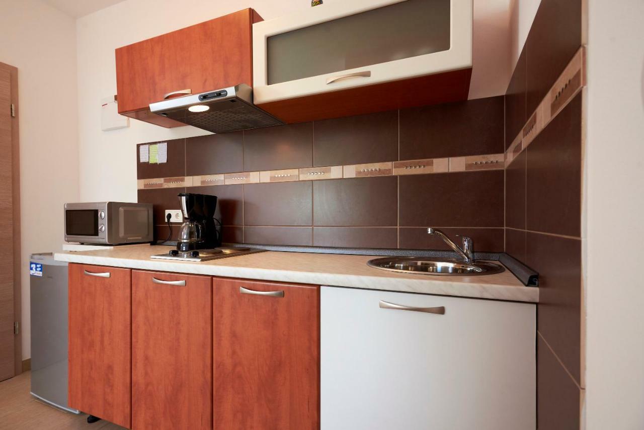 Apartmani B&B Ližnjan Buitenkant foto